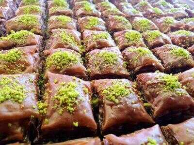 2025/11/images/tour_1909/sarajevojpgbaklava-400x300-large.jpg