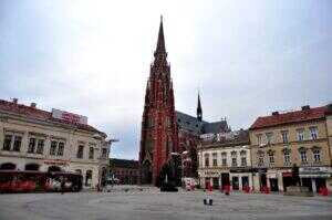 2025/11/images/tour_2039/osijek-co-cathedral-11440041280-300x199-large.jpg